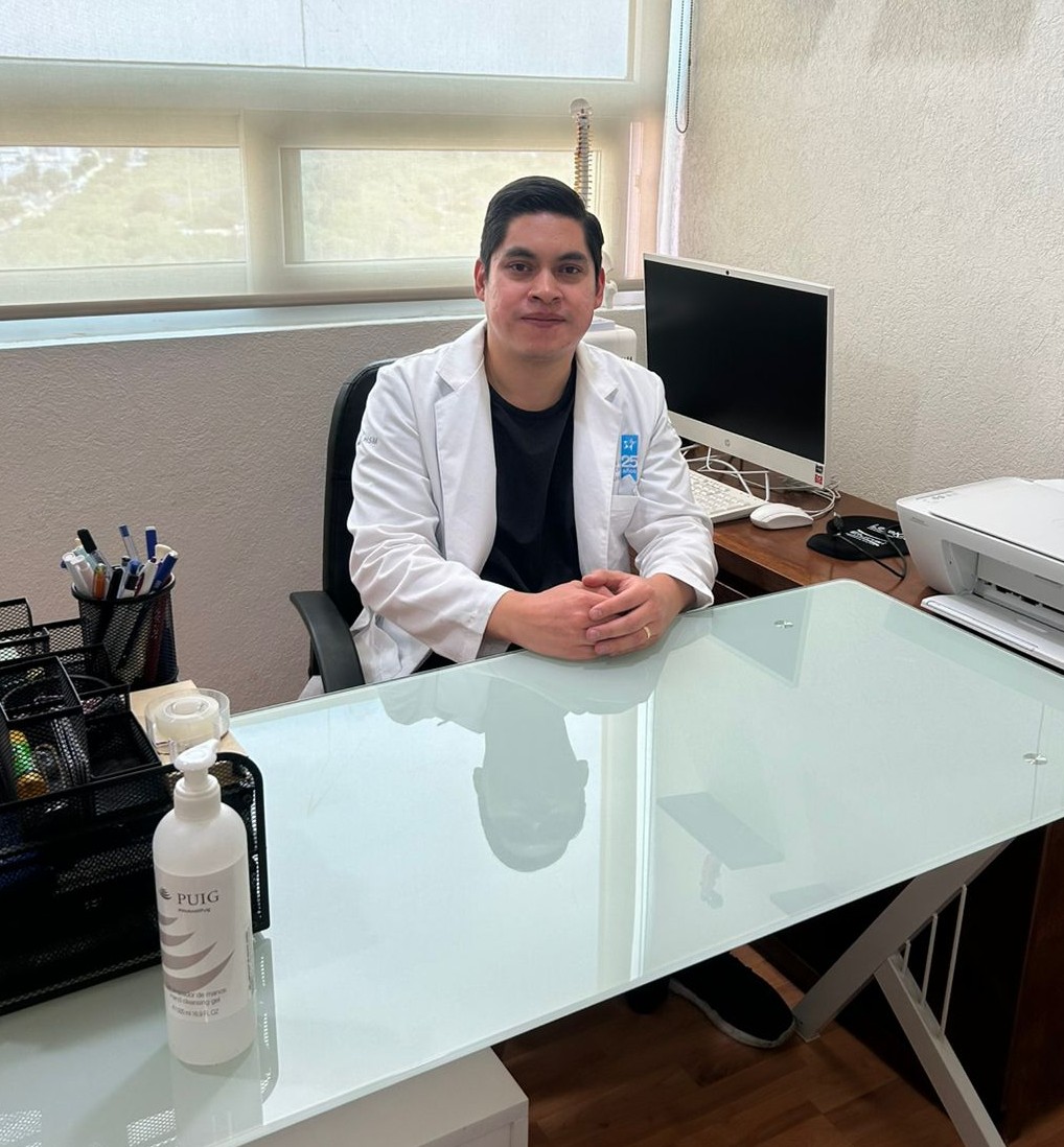 Dr. Daniel Alejandro Arreola, urólogo en cuautitlan